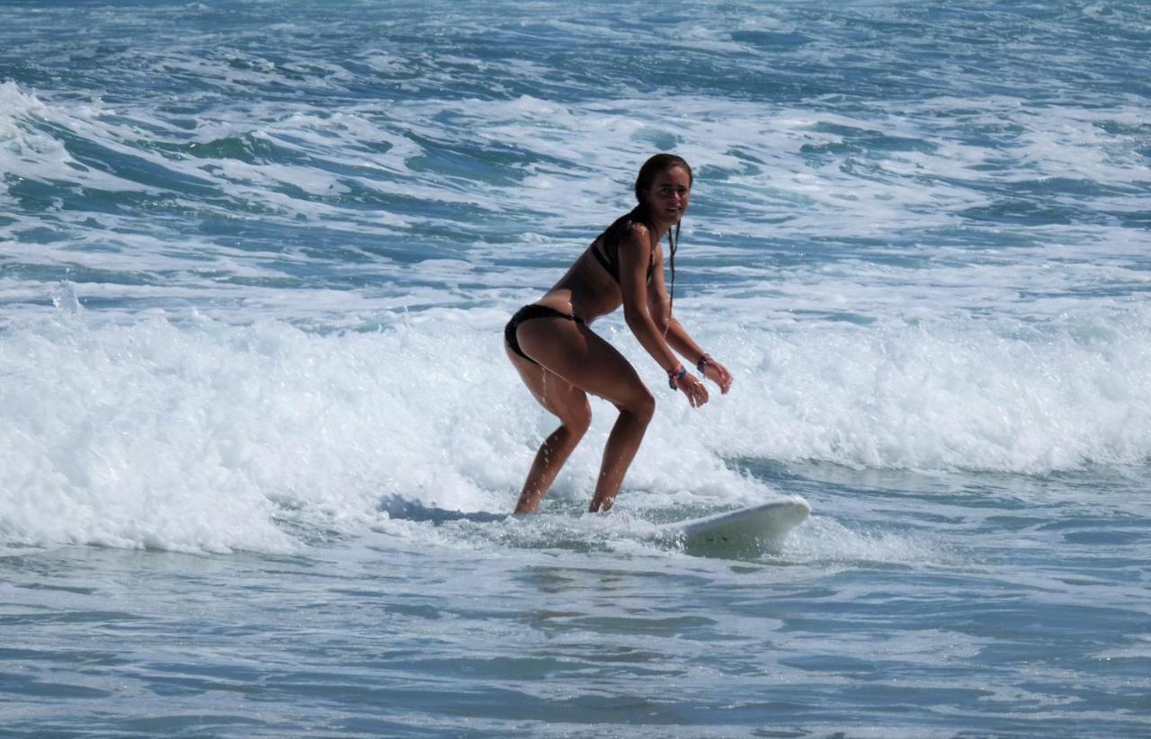 Llanes Surfcamp & Hostel Bagian luar foto
