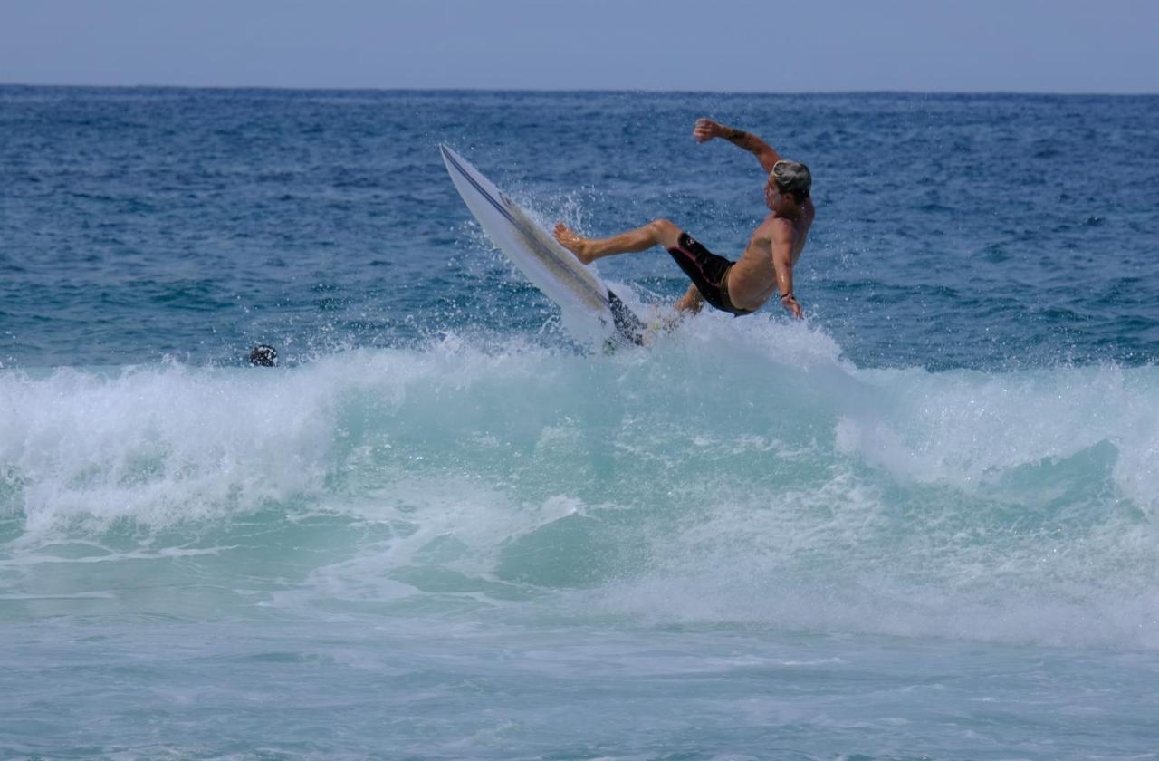 Llanes Surfcamp & Hostel Bagian luar foto