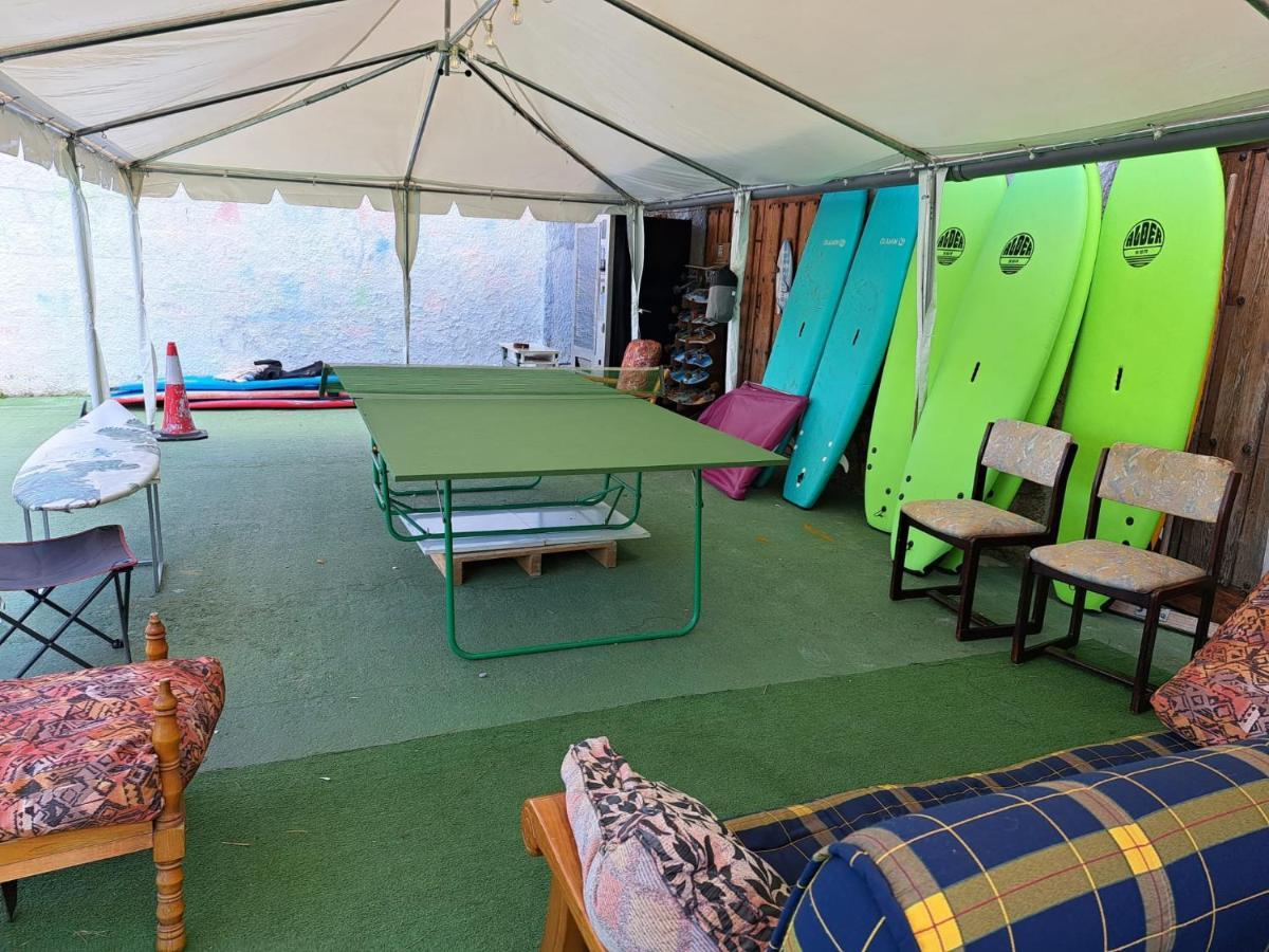 Llanes Surfcamp & Hostel Bagian luar foto